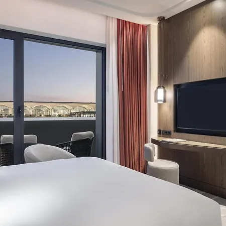 Отель Hilton Airport Стамбул